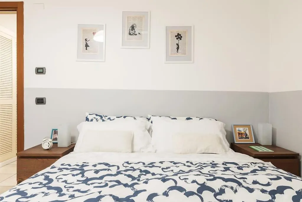 Anna E Tino Flexyrent Apartment Milán Italia